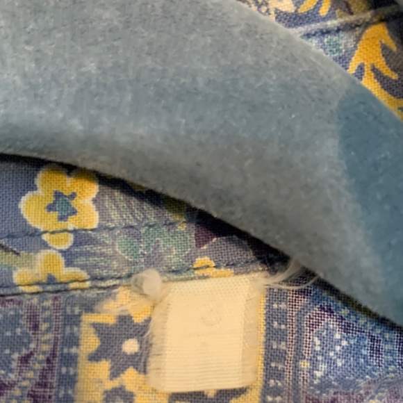 Vintage Men's Patterned Button-Up Shirt in Blue and Yellow - Picture 6 of 6